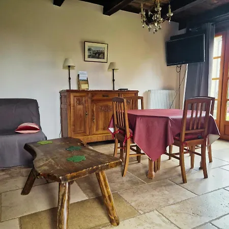 De Saint-juery בית נופש